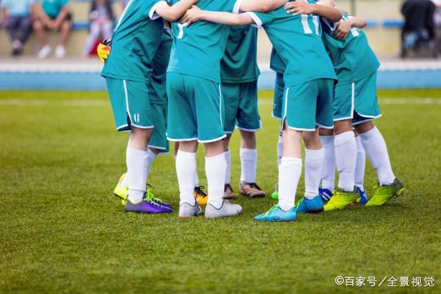 伊劳拉：点球有争议 更让人恼火的是换人出现问题